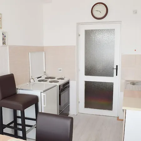 شقة Apartman Bane021 نوفي ساد